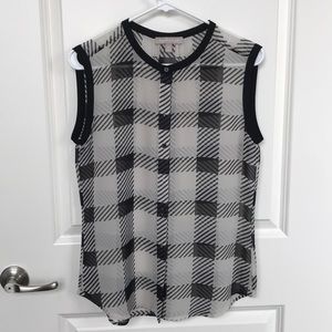 Banana Republic Sleeveless Crew Neck Blouse
